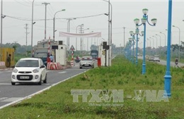 Thu phí trên đường trục Trung tâm đô thị mới Mê Linh vào Quốc lộ 2 